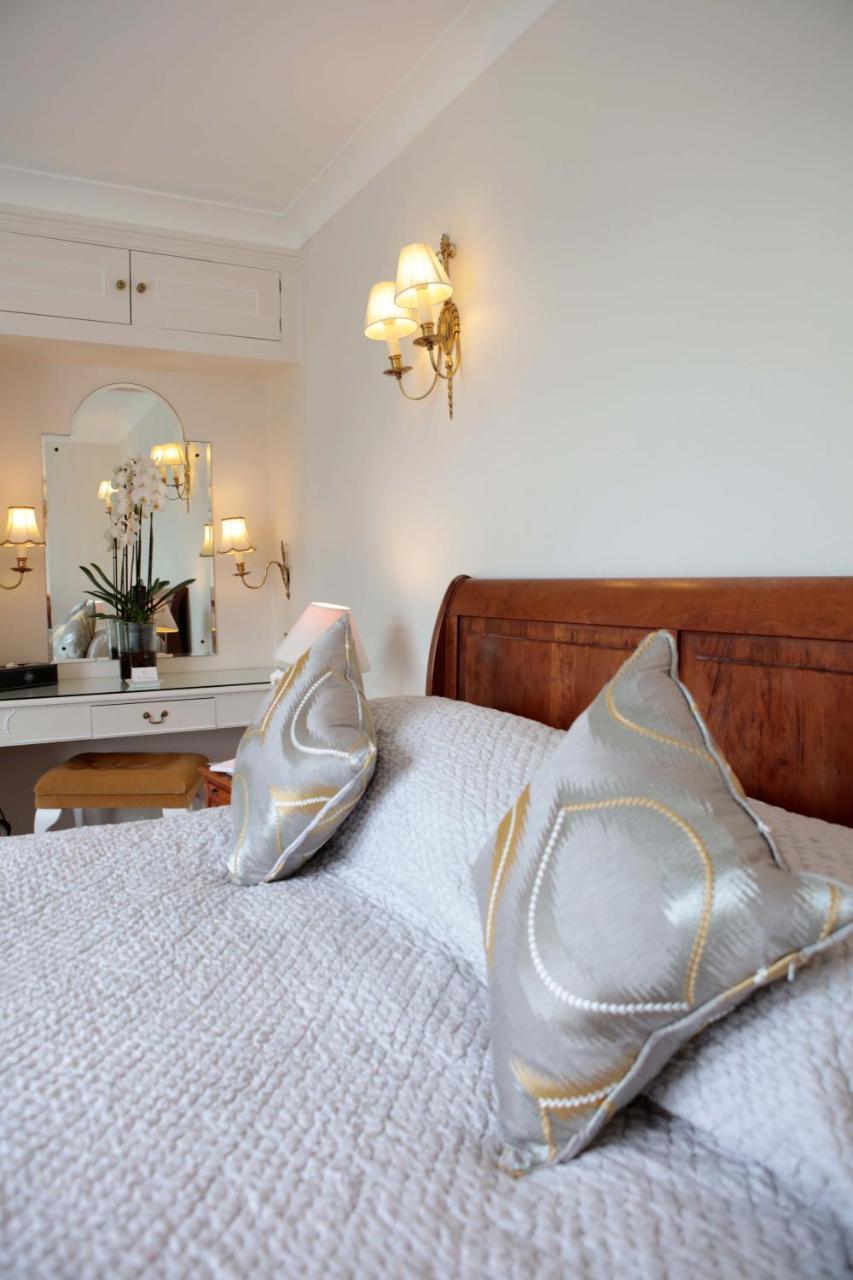 The French Horn Hotell Reading Eksteriør bilde