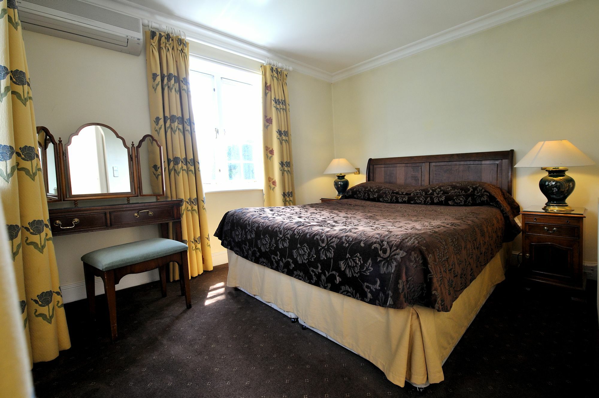 The French Horn Hotell Reading Eksteriør bilde